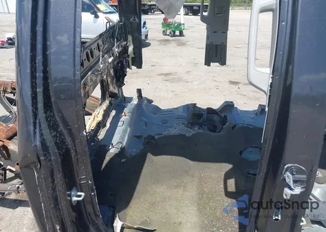 2014 Chevrolet Silverado 1500 z USA, uszkodzony, nr VIN 1GCVKSEC1EZ214688